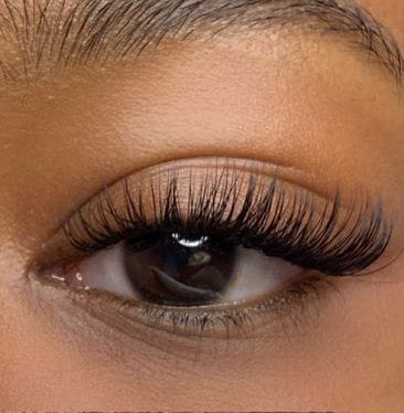 Statement lash extensions